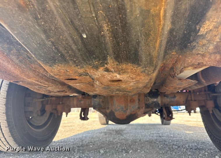 image for item EG6164 2012 Ford F350 Super Duty dump bed pickup truck