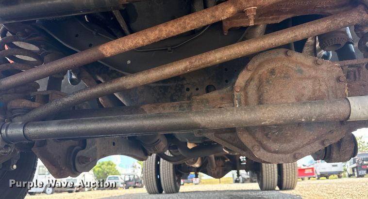 image for item EG6164 2012 Ford F350 Super Duty dump bed pickup truck