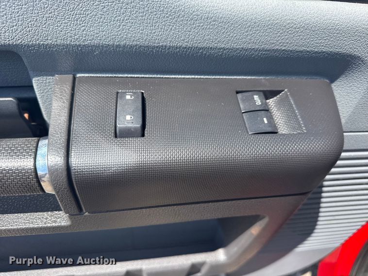 image for item EG6164 2012 Ford F350 Super Duty dump bed pickup truck