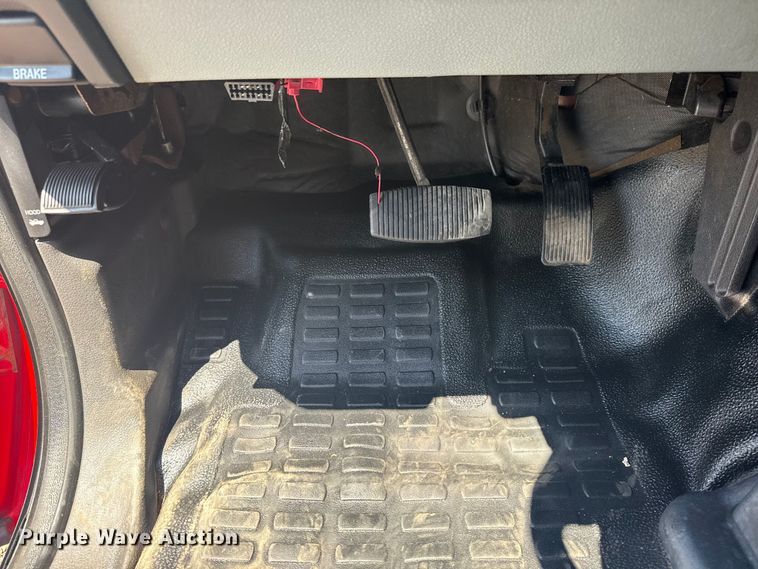 image for item EG6164 2012 Ford F350 Super Duty dump bed pickup truck