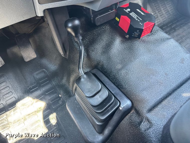 image for item EG6164 2012 Ford F350 Super Duty dump bed pickup truck