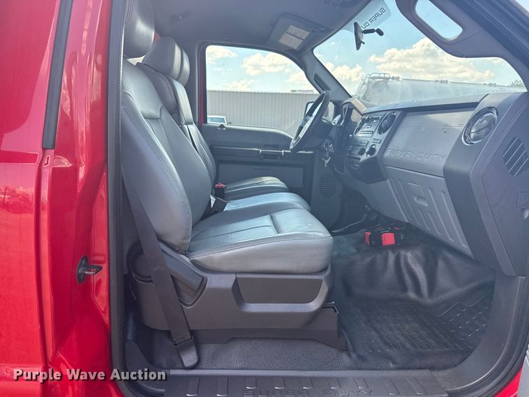 image for item EG6164 2012 Ford F350 Super Duty dump bed pickup truck