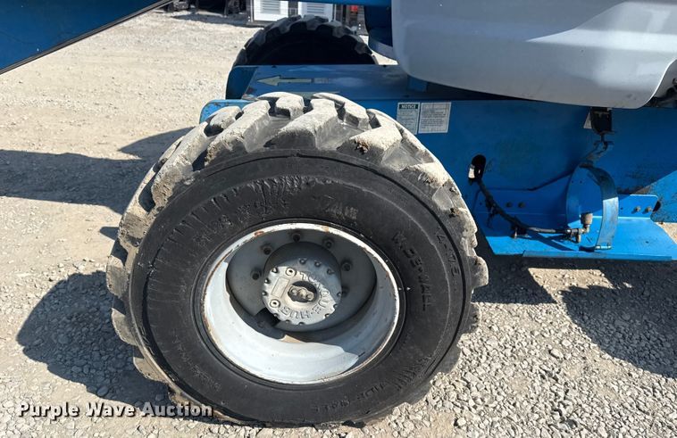 image for item EG8239 2002 Genie Z-45/25 boom lift