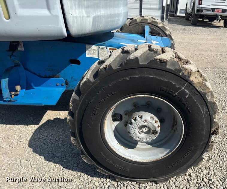 image for item EG8239 2002 Genie Z-45/25 boom lift