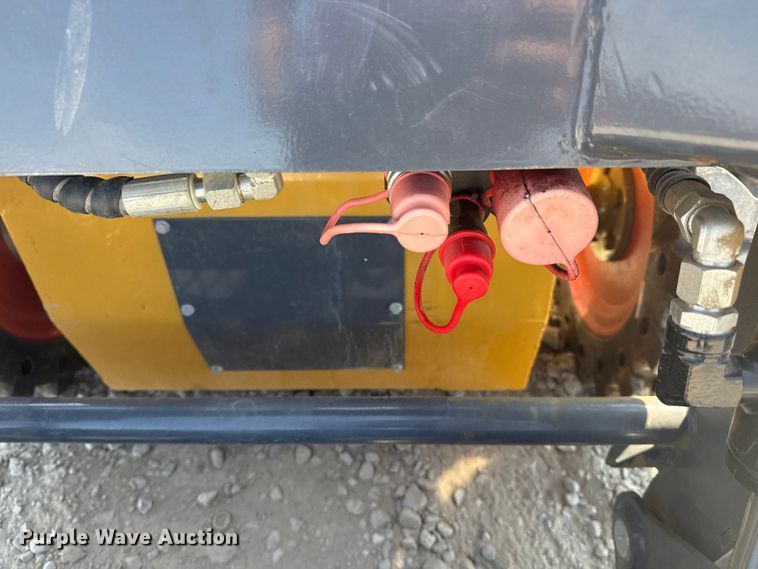 image for item EG8240 2024 CFG Industrial KRW233 skid steer loader