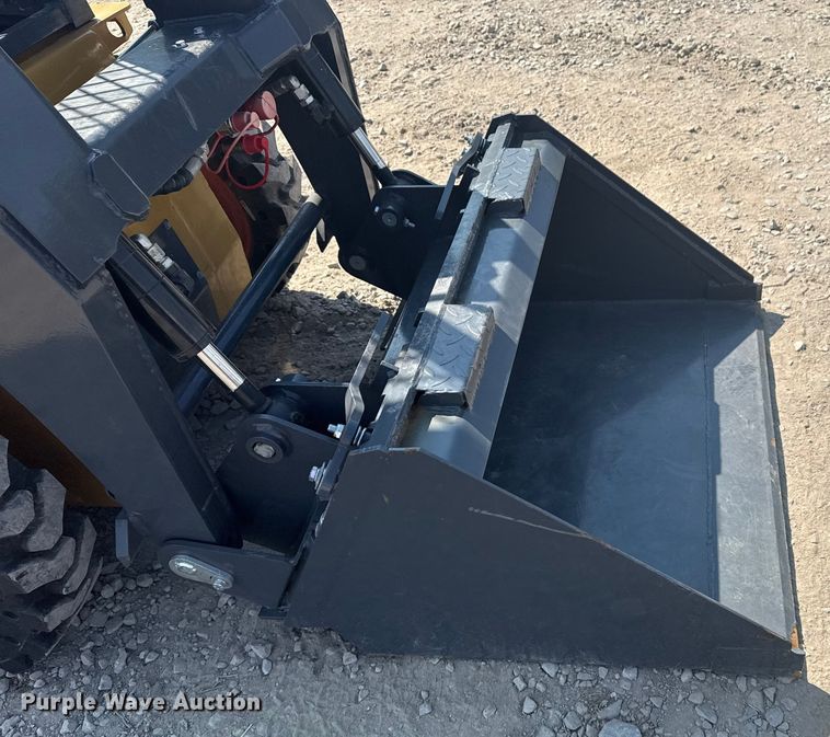 image for item EG8240 2024 CFG Industrial KRW233 skid steer loader