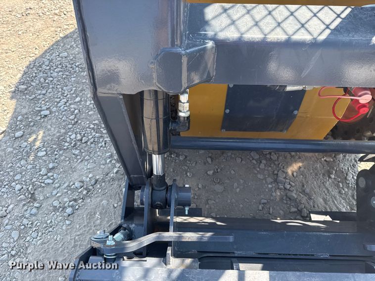 image for item EG8240 2024 CFG Industrial KRW233 skid steer loader