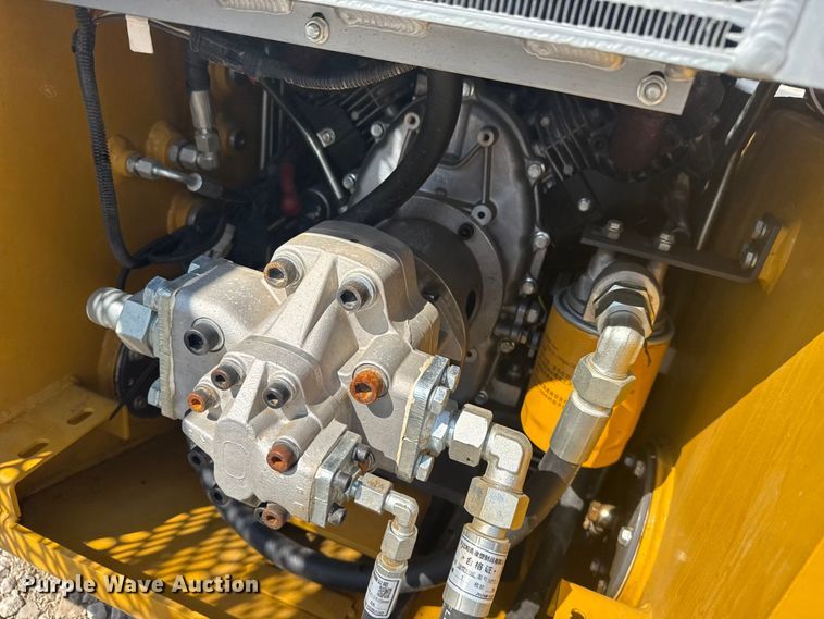 image for item EG8240 2024 CFG Industrial KRW233 skid steer loader