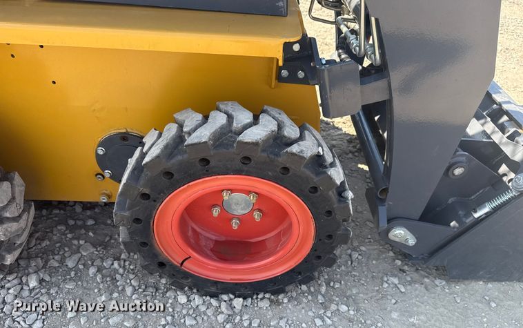 image for item EG8240 2024 CFG Industrial KRW233 skid steer loader