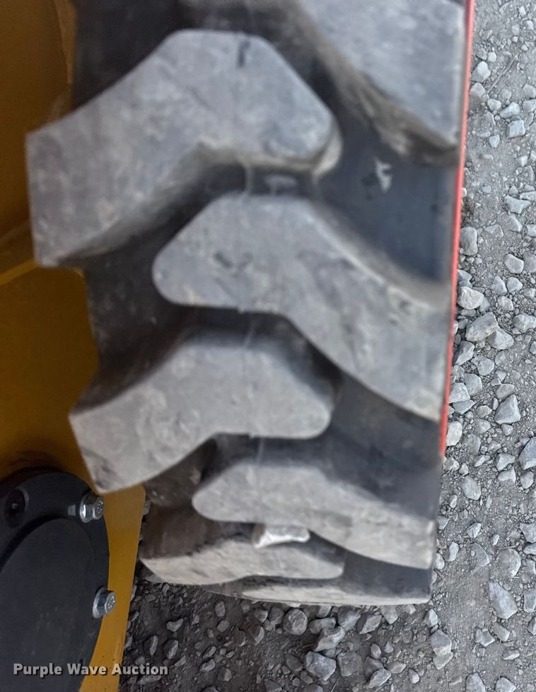 image for item EG8240 2024 CFG Industrial KRW233 skid steer loader