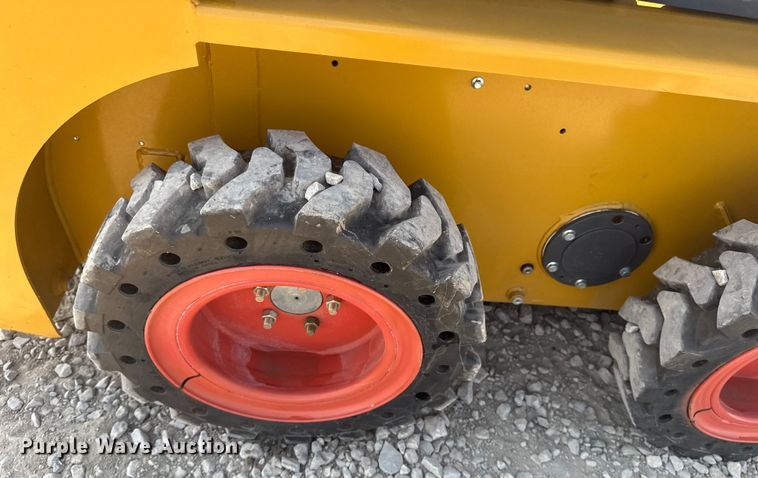 image for item EG8240 2024 CFG Industrial KRW233 skid steer loader