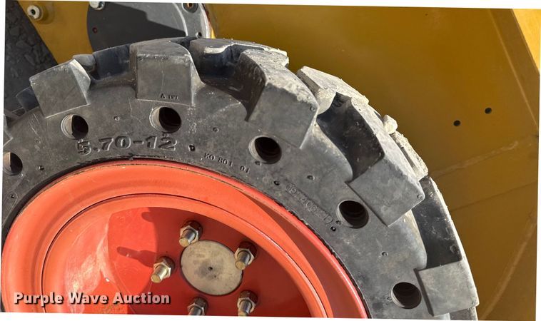 image for item EG8240 2024 CFG Industrial KRW233 skid steer loader