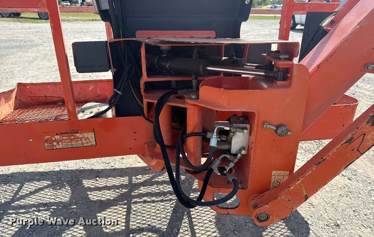 image for item EG8241 1999 JLG 450AJ boom lift