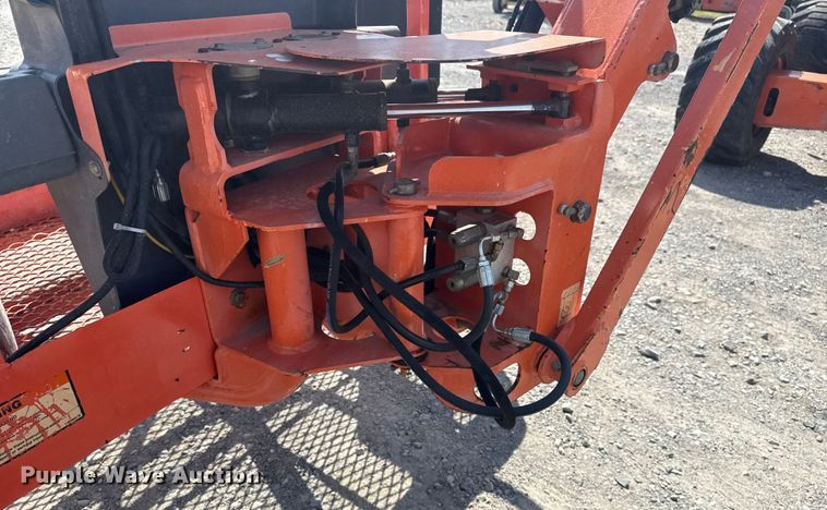image for item EG8241 1999 JLG 450AJ boom lift