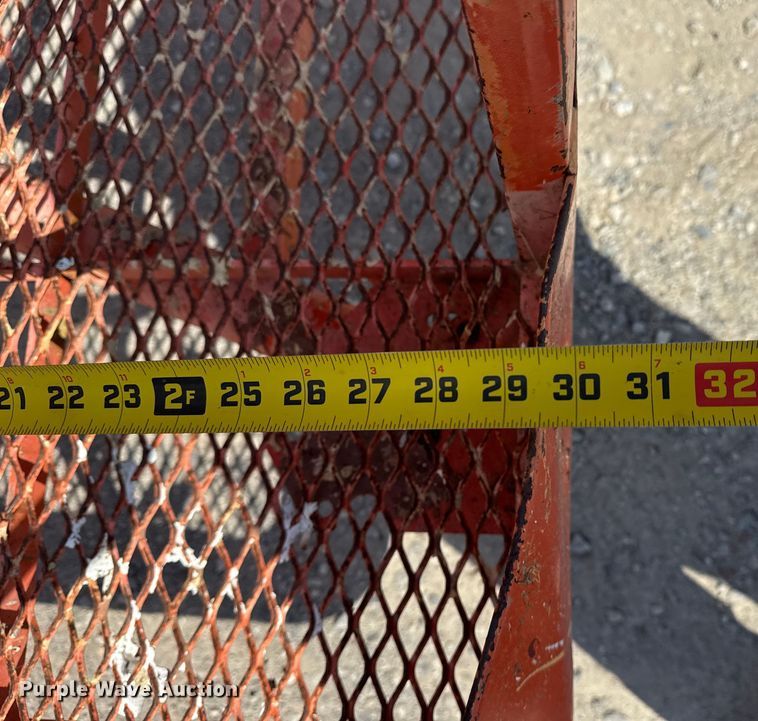 image for item EG8241 1999 JLG 450AJ boom lift