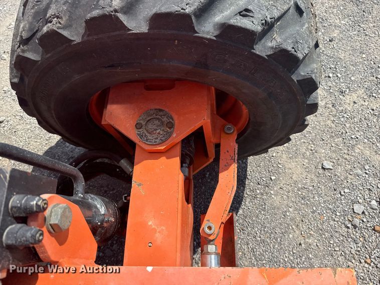 image for item EG8241 1999 JLG 450AJ boom lift