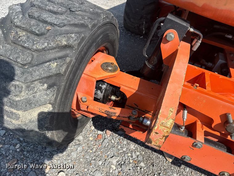 image for item EG8241 1999 JLG 450AJ boom lift