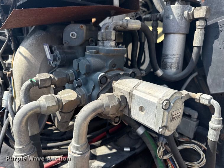 image for item EG8241 1999 JLG 450AJ boom lift