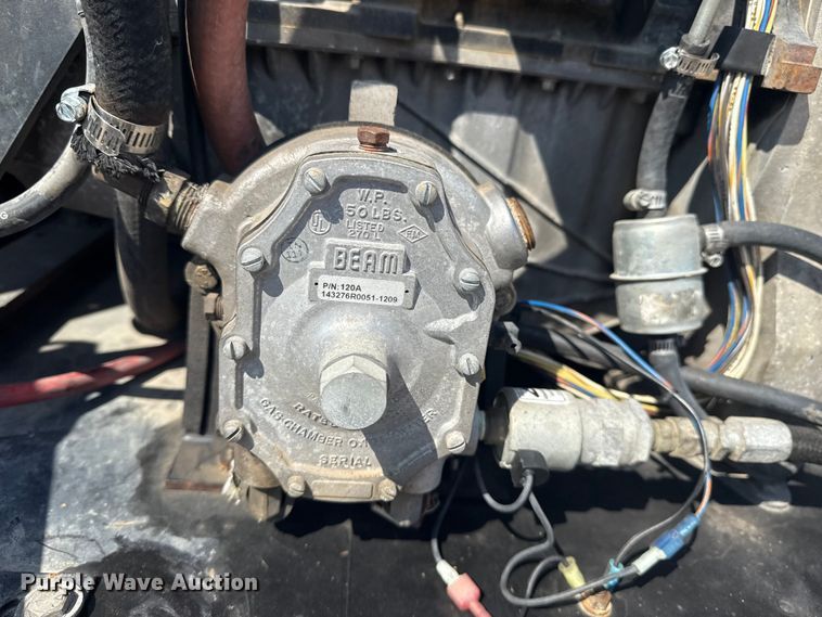 image for item EG8241 1999 JLG 450AJ boom lift