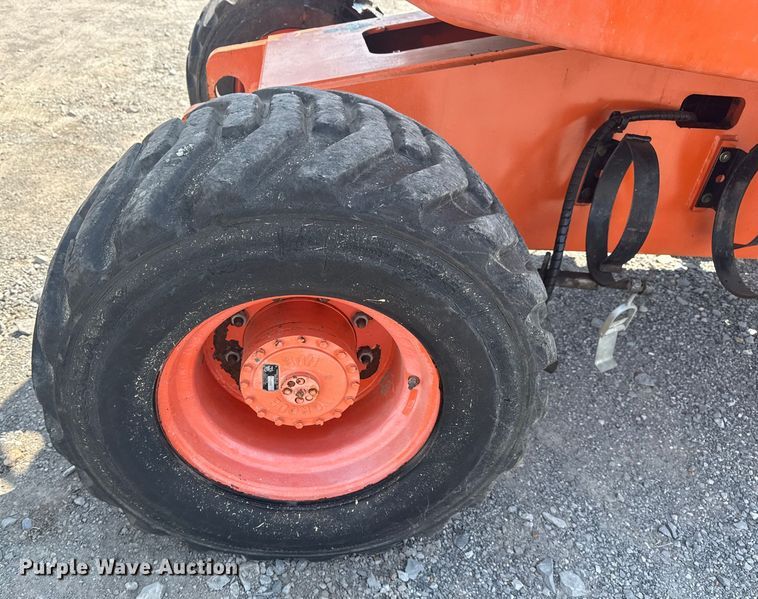 image for item EG8241 1999 JLG 450AJ boom lift