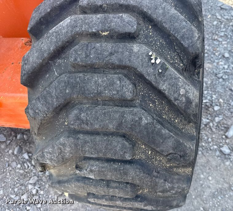 image for item EG8241 1999 JLG 450AJ boom lift