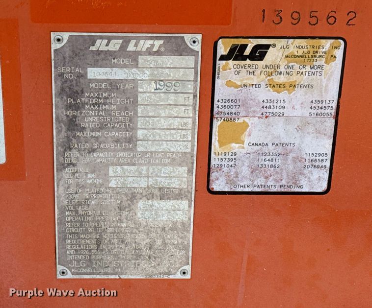 image for item EG8241 1999 JLG 450AJ boom lift