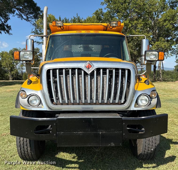 image for item EH7522 2012 International 7400 dump truck