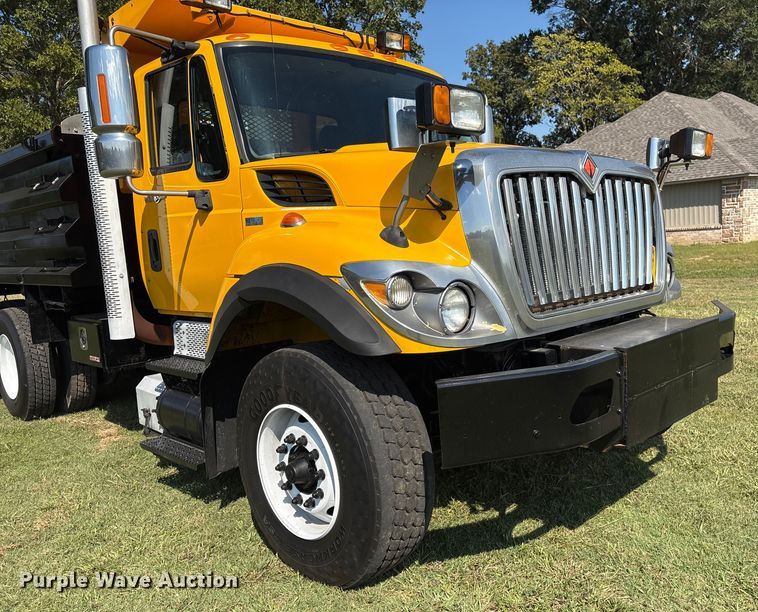 image for item EH7522 2012 International 7400 dump truck