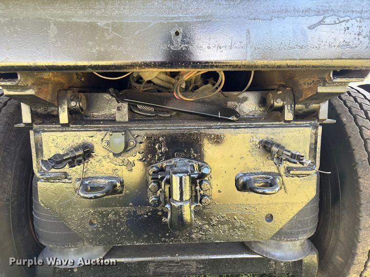 image for item EH7522 2012 International 7400 dump truck