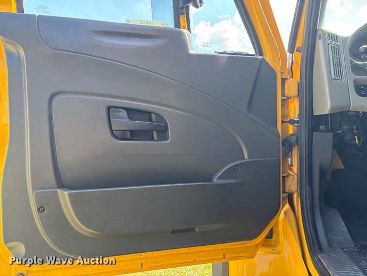 image for item EH7522 2012 International 7400 dump truck