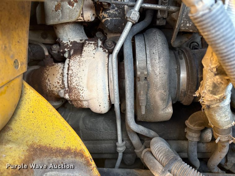 image for item EH7522 2012 International 7400 dump truck