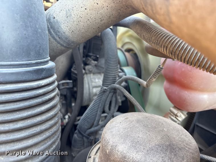 image for item EH7522 2012 International 7400 dump truck