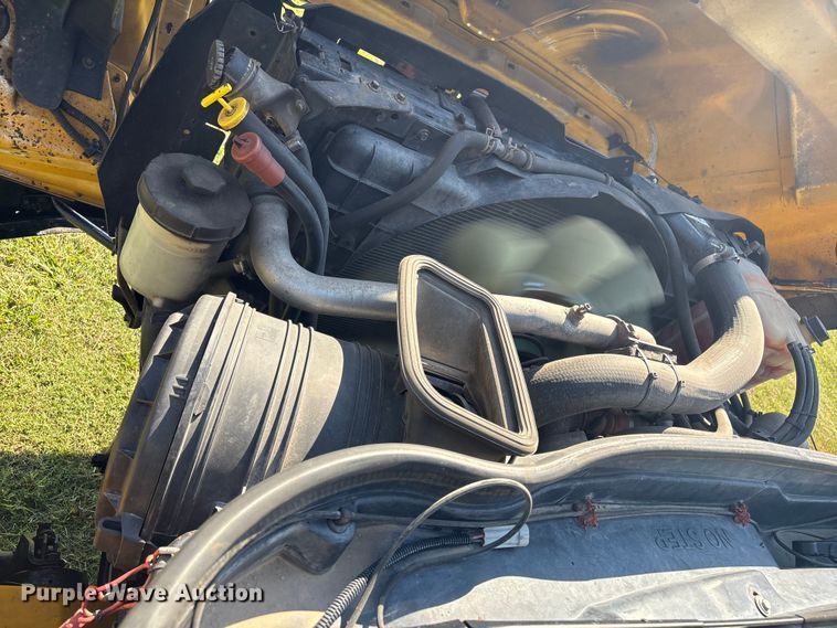 image for item EH7522 2012 International 7400 dump truck