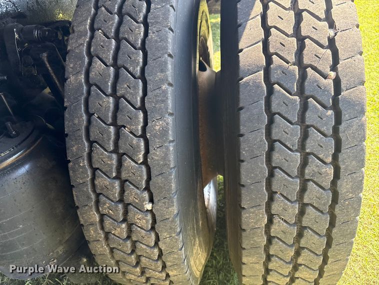 image for item EH7522 2012 International 7400 dump truck