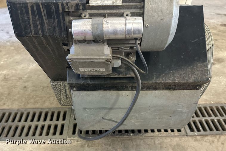 image for item EL0003 Heat Wagon VH/VF700C heater