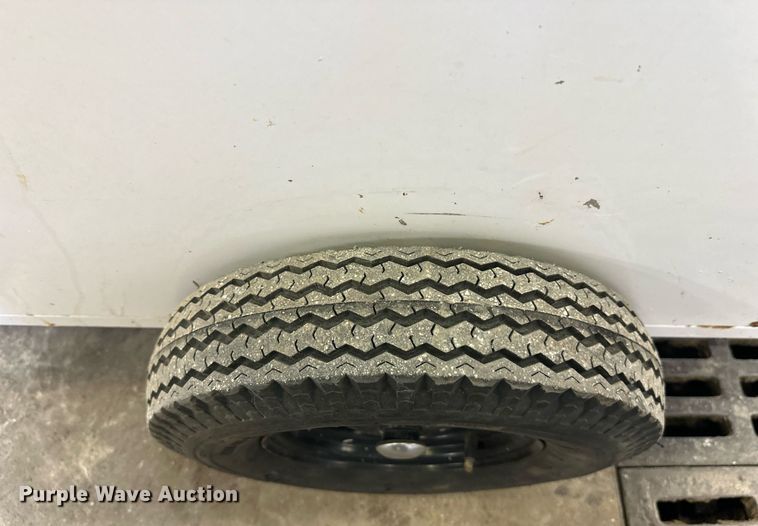 image for item EL0003 Heat Wagon VH/VF700C heater