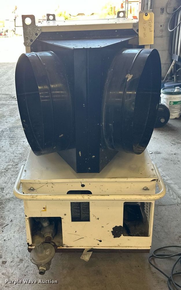 image for item EL0004 Heat wagon VG/VF700 heater