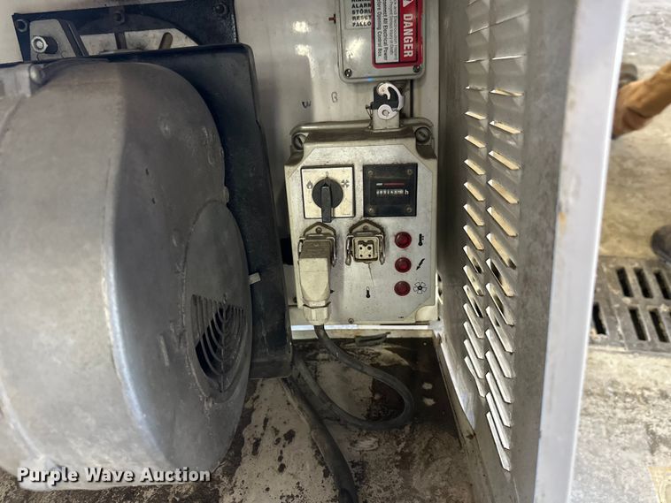 image for item EL0004 Heat wagon VG/VF700 heater