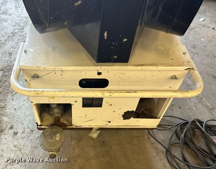 image for item EL0004 Heat wagon VG/VF700 heater