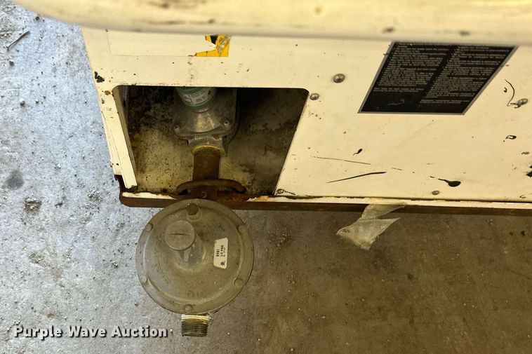 image for item EL0004 Heat wagon VG/VF700 heater