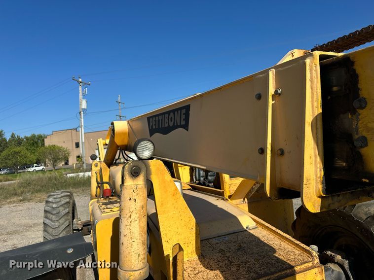 image for item EL0016 2003 Pettibone 8044 telehandler