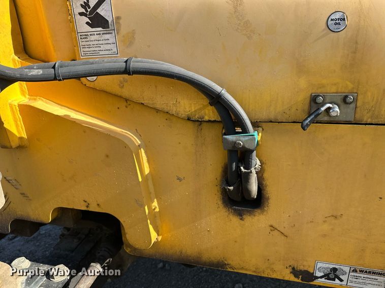 image for item EL0016 2003 Pettibone 8044 telehandler