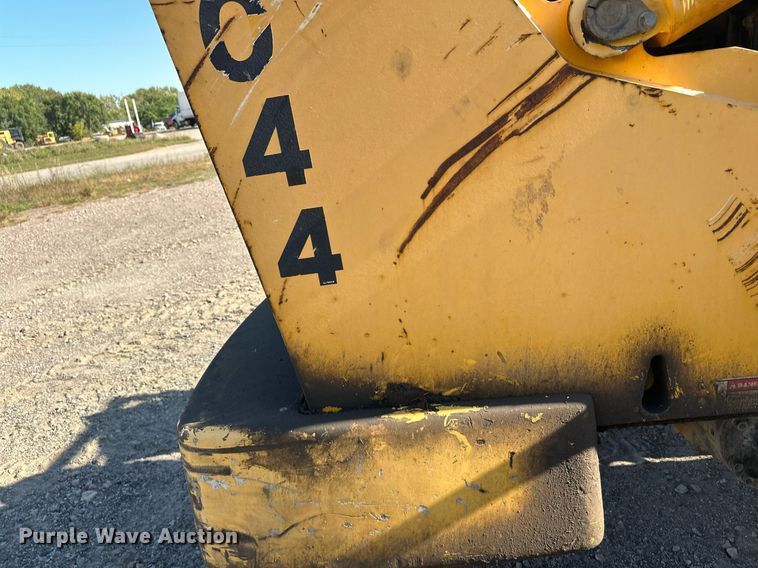 image for item EL0016 2003 Pettibone 8044 telehandler