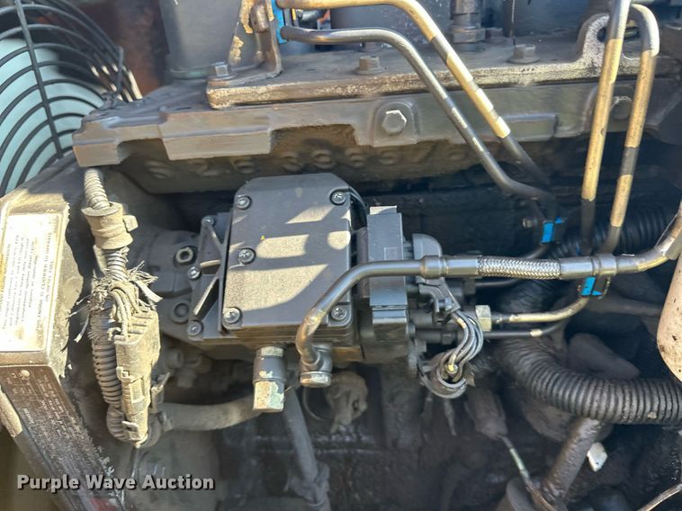 image for item EL0016 2003 Pettibone 8044 telehandler