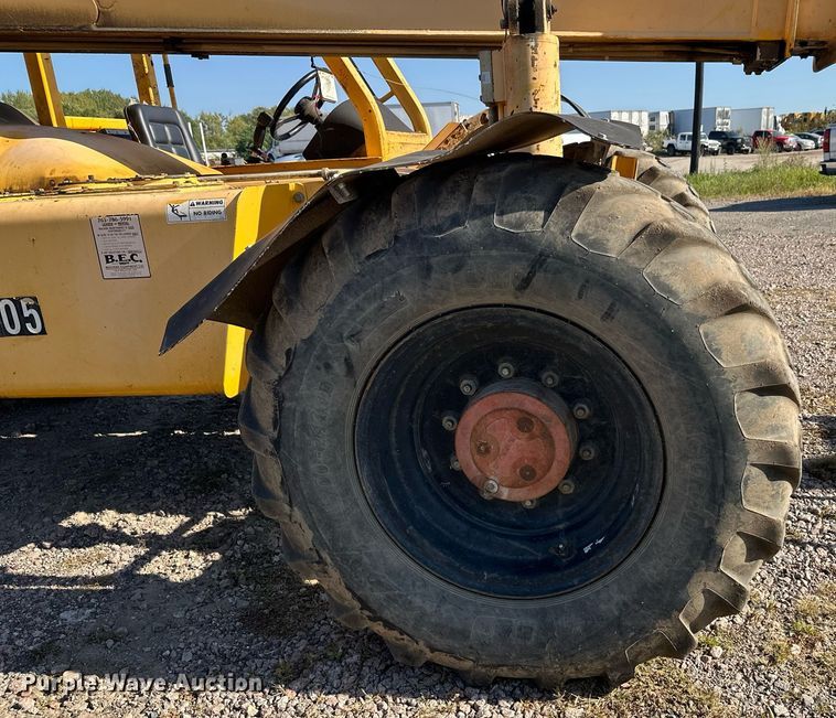 image for item EL0016 2003 Pettibone 8044 telehandler