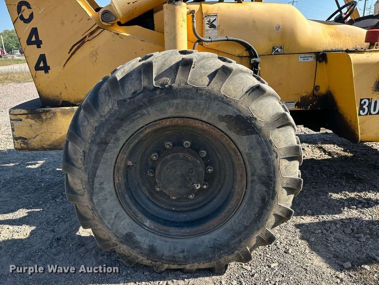 image for item EL0016 2003 Pettibone 8044 telehandler