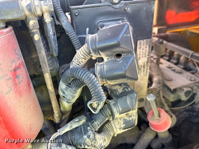 image for item EL0018 2005 Pertibone 8044 telehandler