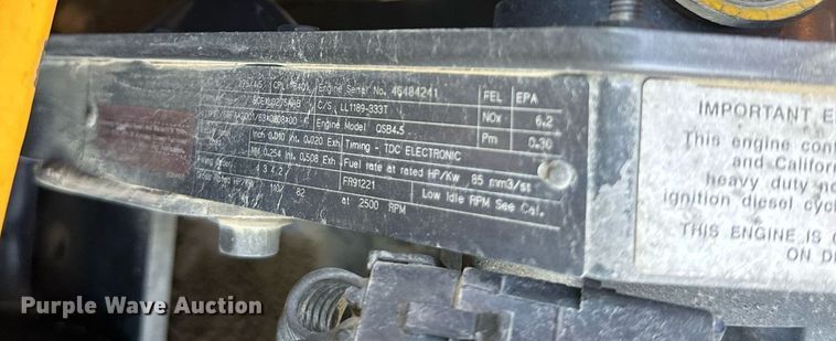 image for item EL0018 2005 Pertibone 8044 telehandler