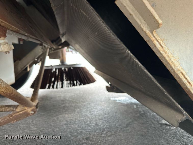 image for item EL0021 2001 Eljin Pelican series S street sweeper