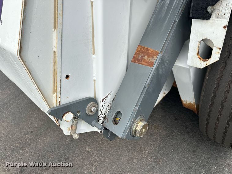 image for item EL0021 2001 Eljin Pelican series S street sweeper